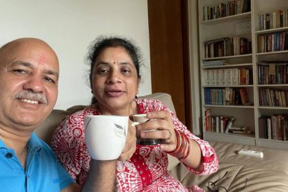 ‘Aazaadi Ki Subah Ki Pehli Chai… Manish Sisodia shares selfie