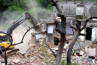 Delhi Several houses demolished in Khyber Pass area of ​​Civil