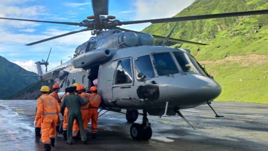 Kedarnath Cloudburst Deteriorating weather poor visibility landslide disrupts rescue operations