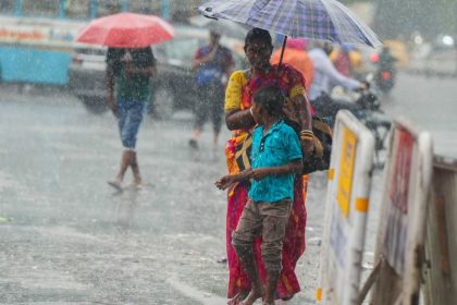 India Weather Today: Heavy rains accompanied by thunderstorms likely in North India | Full forecast