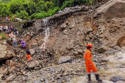 Over 500 Kedarnath pilgrims stranded on rain hit trek route as