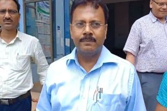 Kolkata doctor rape & murder: Former principal held meeting with staff before informing cops