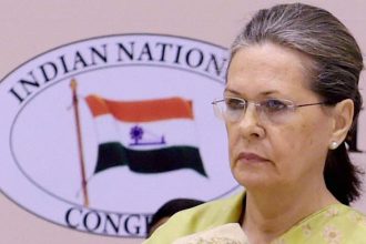 Khadi should be only fabric to bear tricolour, says Sonia Gandhi, slams Centre for polyester use