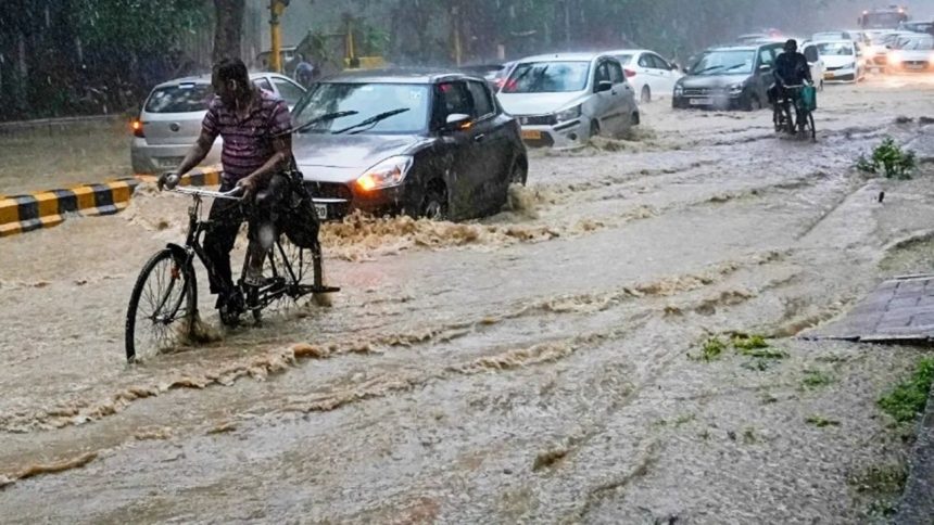 Weather Forecast Extremely heavy rainfall accompanied by thunderstorms expected in