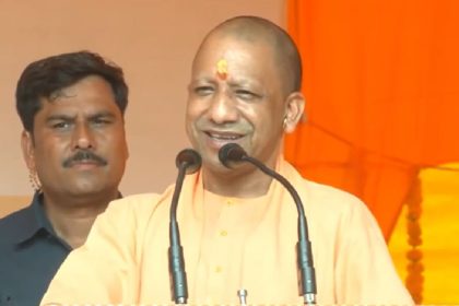 ‘Batenge toh katenge’: Citing Bangladesh unrest, Yogi Adityanath calls for Indians to stay united