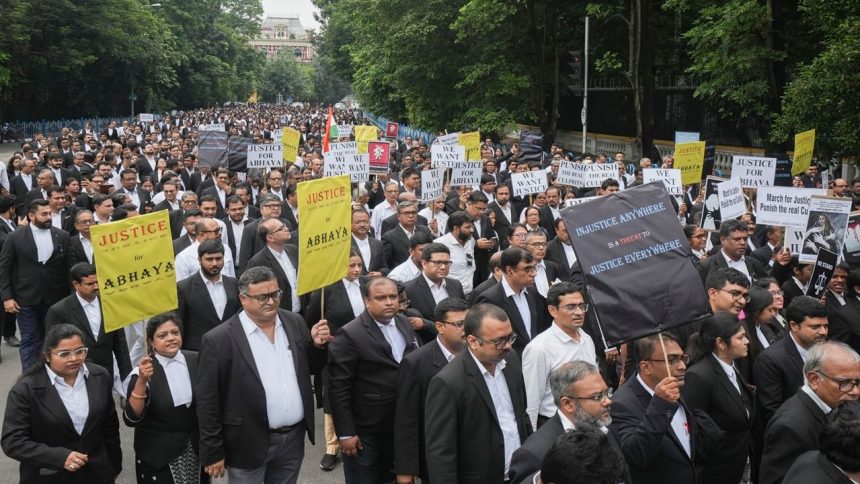 RG Kar rape-murder: Protests surge as Kolkata docs form human chain, lawyers demand speedy justice