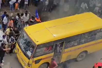 Video: Close shave for school children in Bihar as mob tries to burn bus during Bharat Bandh