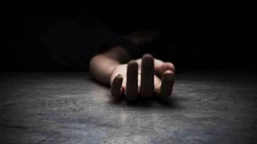 Uttar Pradesh: Failing the NEET exam twice, a girl student hangs herself to death