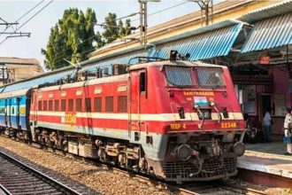 MP: Two coaches of Rani Kamlapati-Saharsa train derail at Itarsi station; no casualties