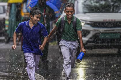 Heavy rains predicted in Gujarat, Andhra Pradesh; light showers in Delhi-NCR