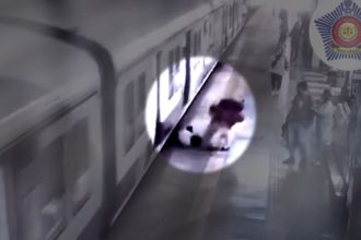 Video: Off duty Mumbai police officer saves man from train accident in Goregaon