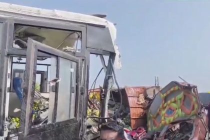 6 killed, 18 injured in bus-truck collision in Maharashtra’s Jalna