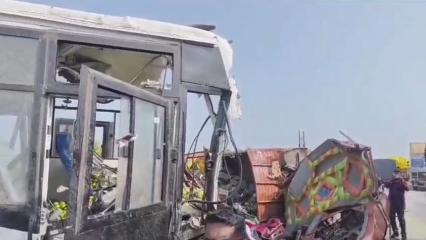 6 killed, 18 injured in bus-truck collision in Maharashtra’s Jalna