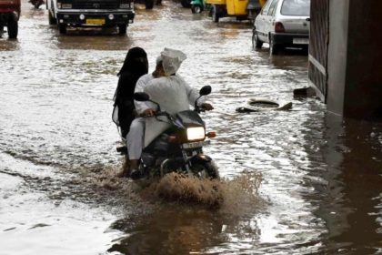 PM Narendra Modi assures all help to Andhra, Telangana CMs after heavy rains and floods